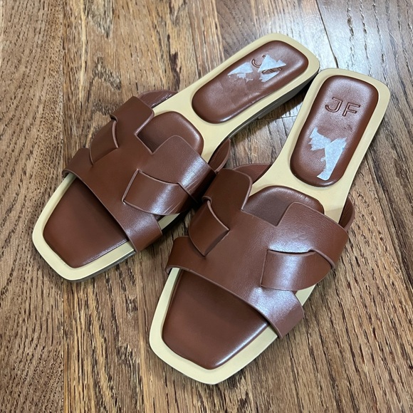 JustFab Seaside Slide Sandals, 8.5 - Picture 3 of 5